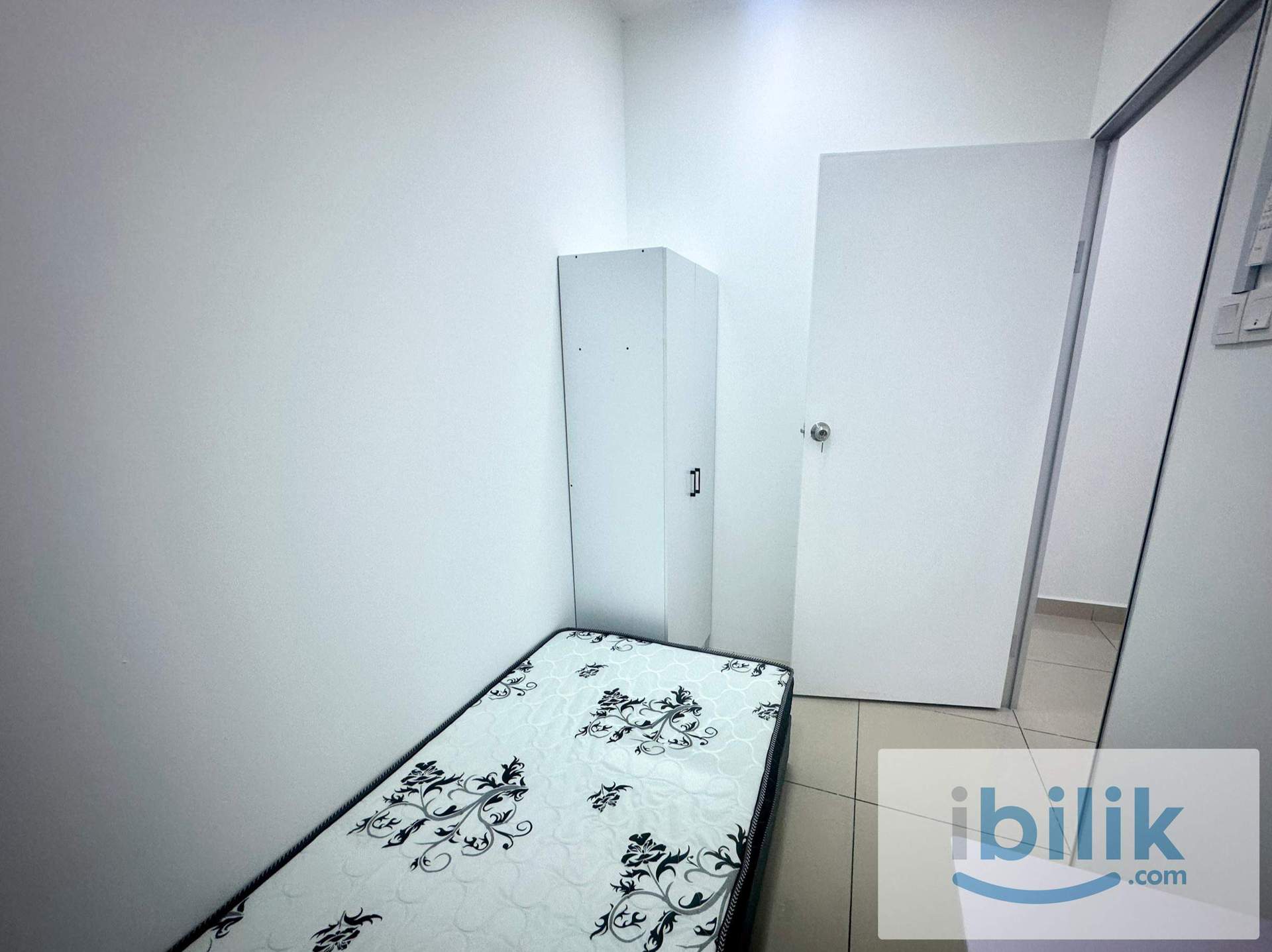 (Female Unit)☀5 min walk to LRT Ara Damansara !! Single Room at Pacific Place - Image 3