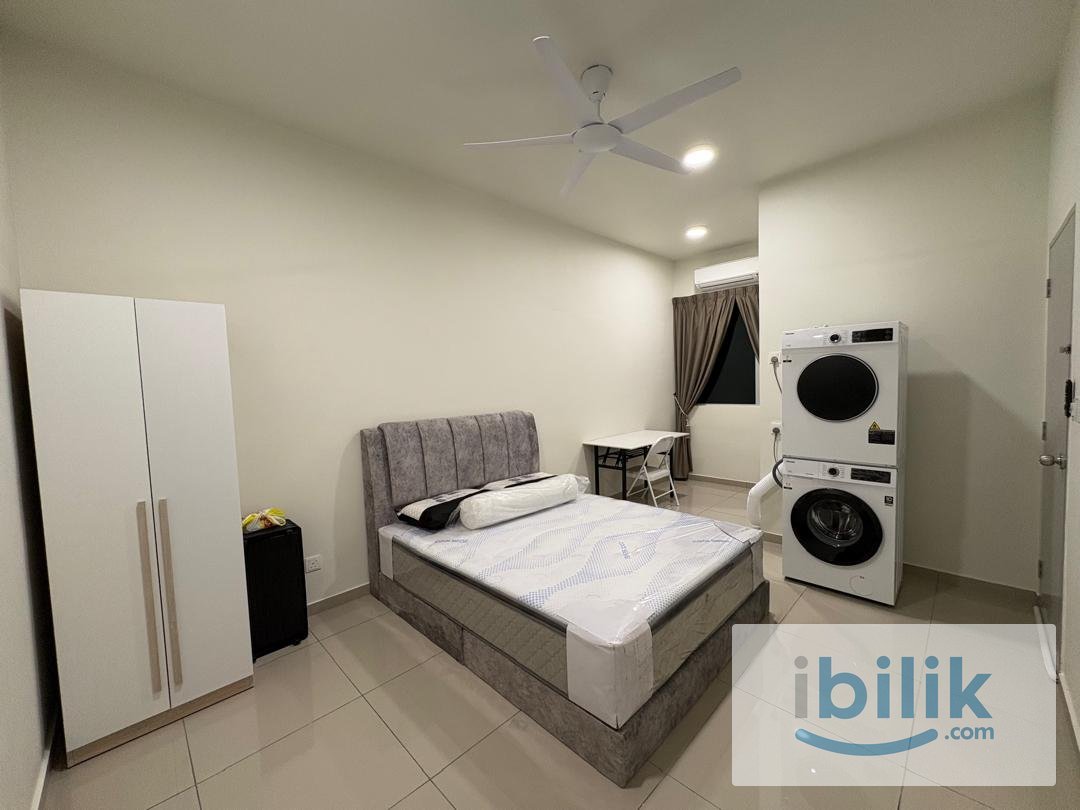 MASTER ROOM - Image 1