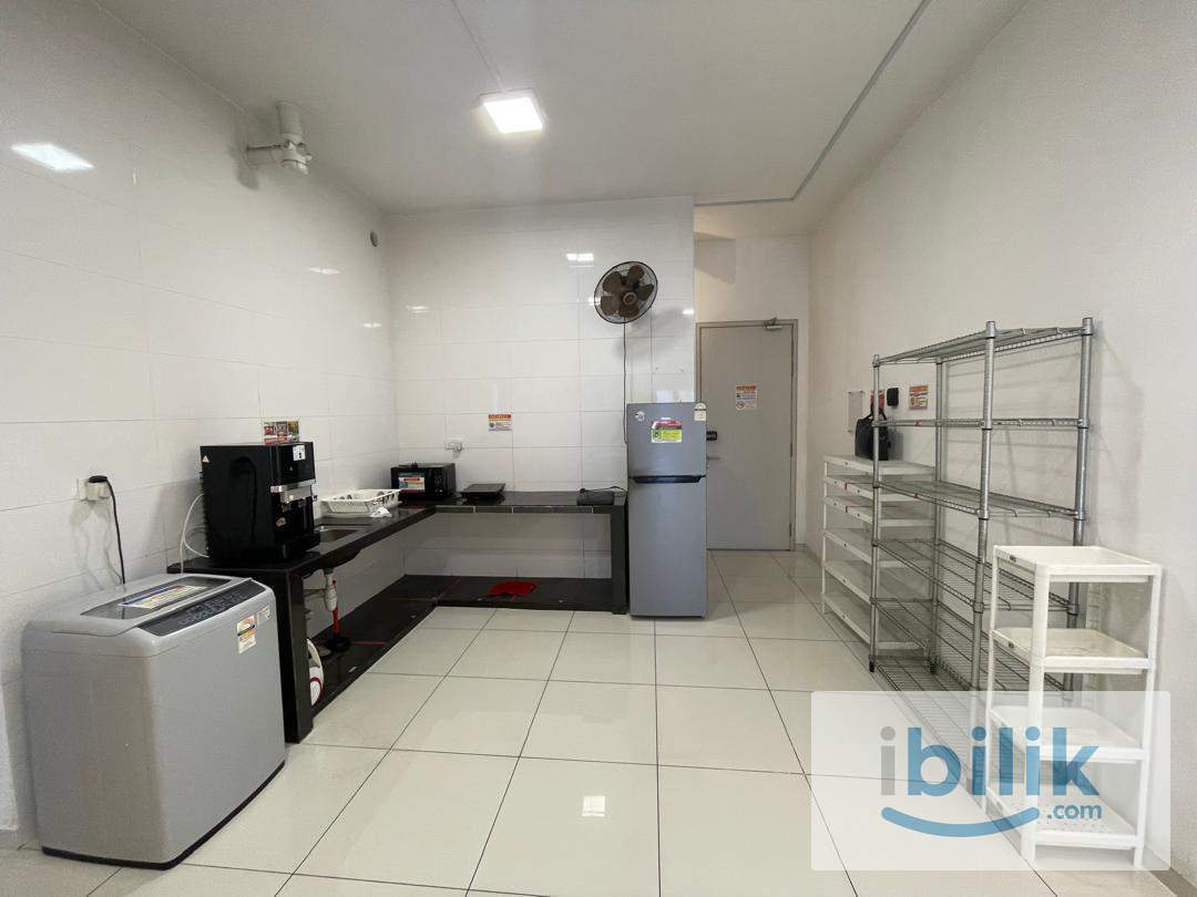 [1month deposit & Pet friendly] Master room for rent at The Annex, walk to mrt connaught - Image 2