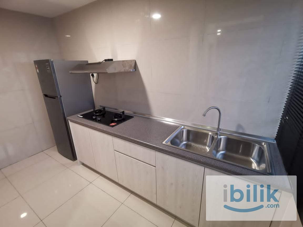 [5min to MRT Putra Permai] Middle room with bathroom at Sfera Residency Puchong south, Seri kembangan - Image 2