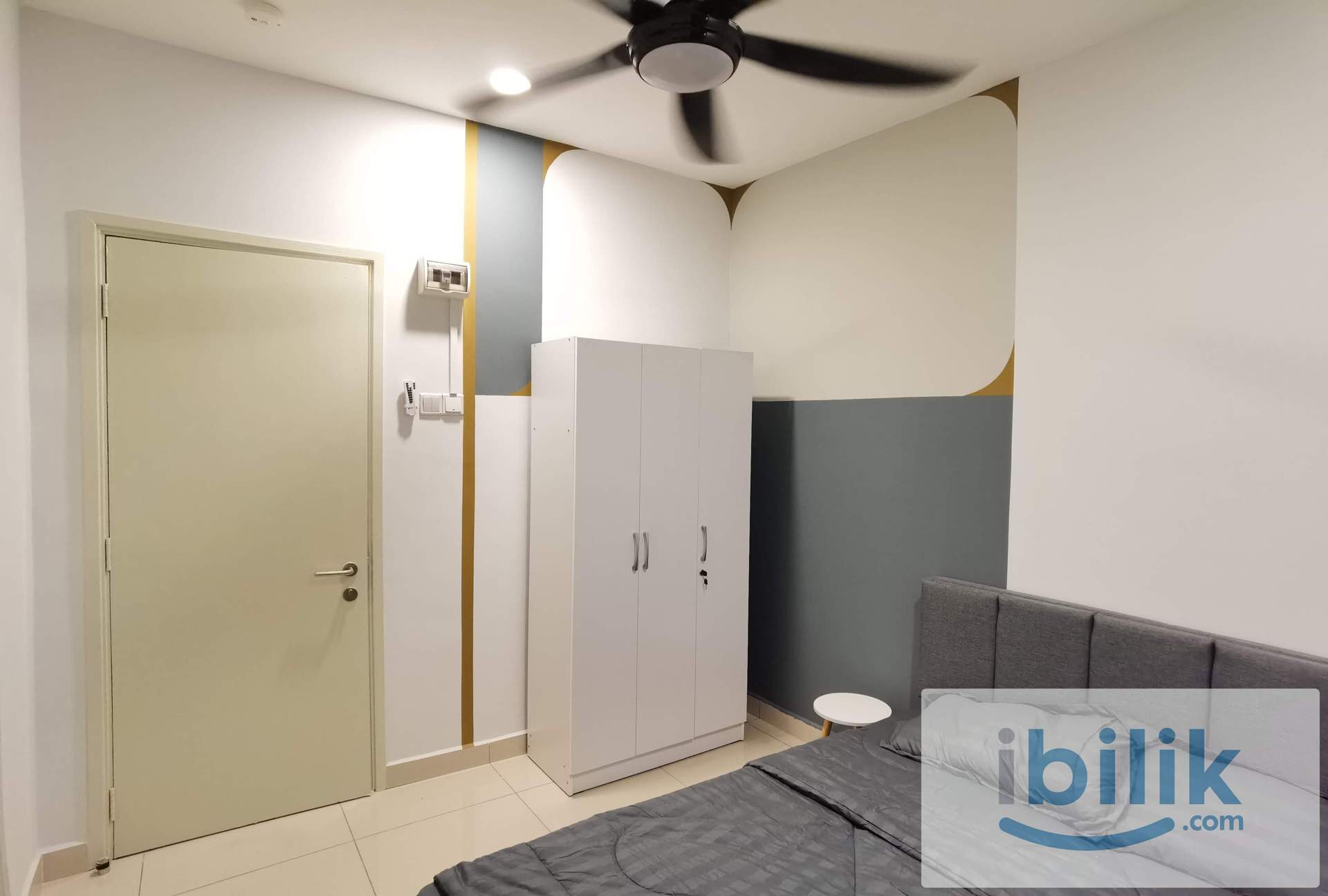 [5min to MRT Putra Permai] Middle room with bathroom at Sfera Residency Puchong south, Seri kembangan - Image 1