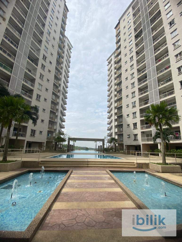 Actual Room Nice View Master Room with Private Bathroom🚶🏻Walk to MRT Kota Damansara /SEGI🧹Weekly Cleaning & Free Wifi - Image 4