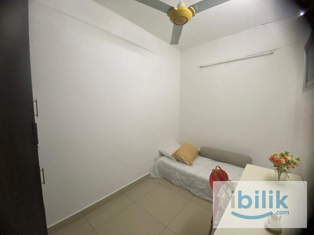 Fully Furnished Female Muslim Unit🚝 6 MINS WALK TO MRT Kota Damansara🧹Free Wifi & Weekly Cleaning - Image 2