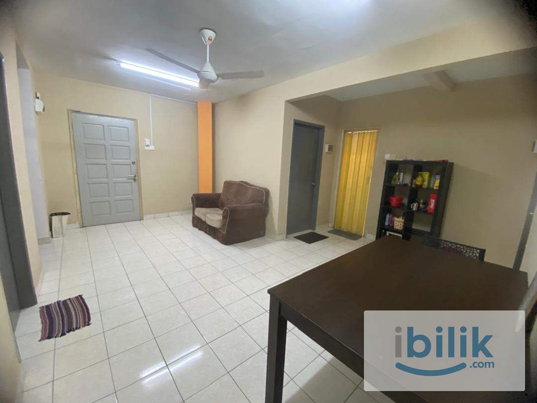 Block C Next to Back Exit🌇 Furnished Private Room🚶🏻 Walk to MRT Surian 🏊🏼Weekly Cleaning🧹Free Wifi - Image 4