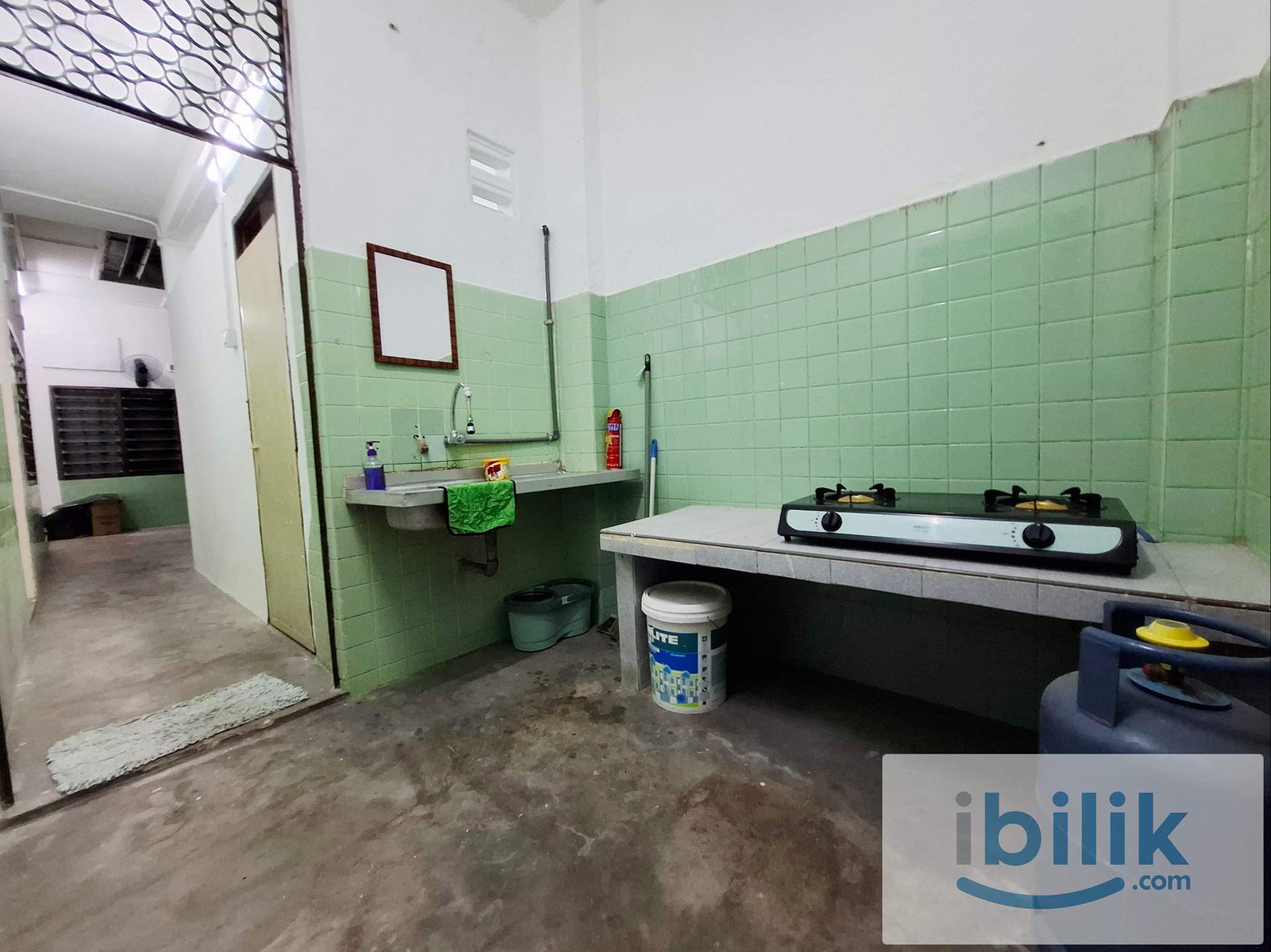 Affordable Female Room  - Image 6