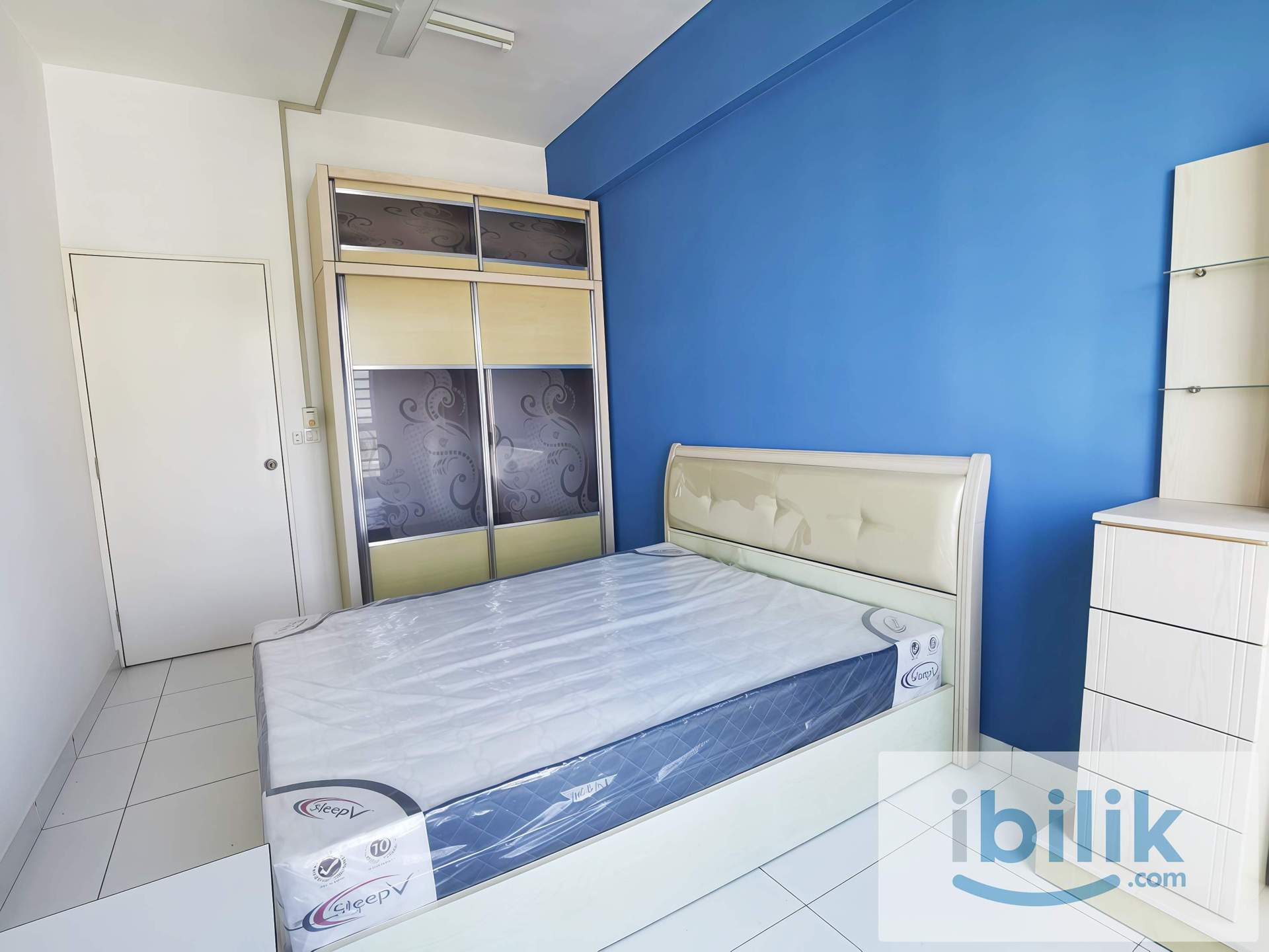 🏡Fully Furnished Middle Room At Elit Heights, Bayan Baru🏡 - Image 1