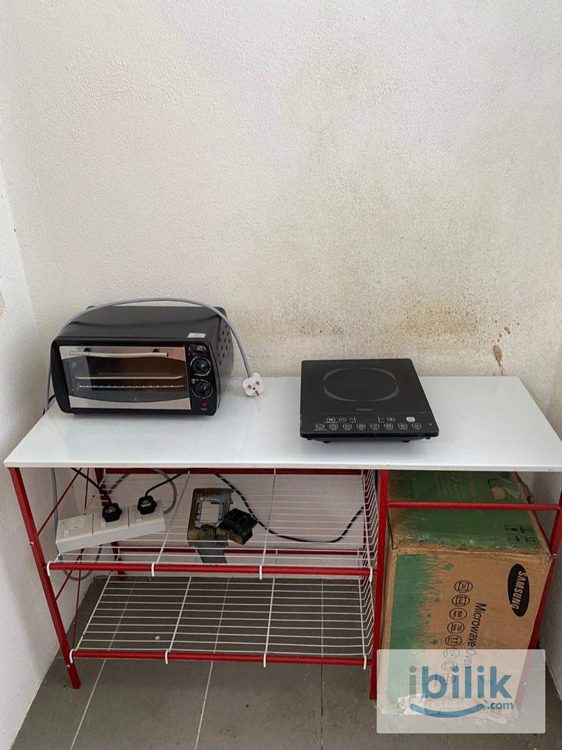 Muslim Female Medium Room for Rent – Comfortable, Safe & Affordable  - Image 9