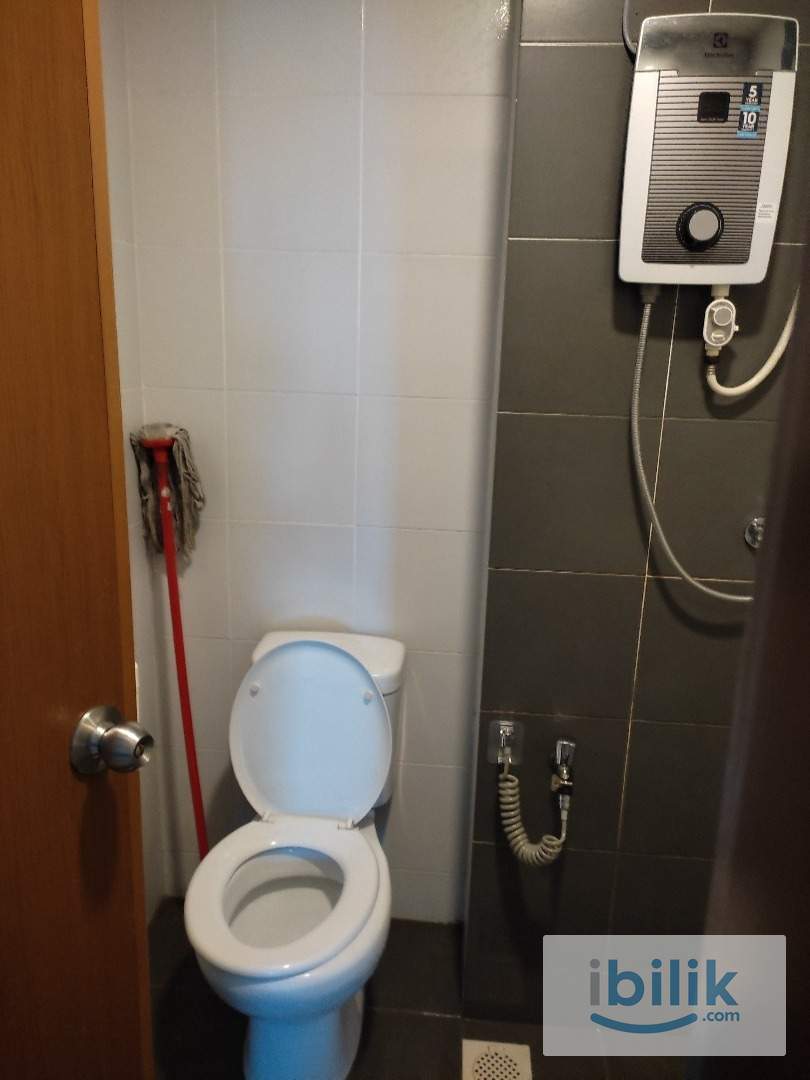 Private Female Room for Rent at Ascotte Boulevard, Near Setia Eco Hill  - Image 5