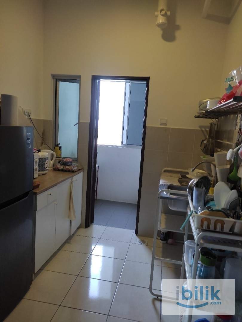 Ascotte Boulevard Condo | Bandar Rinching, Semenyih-Muslim Female Medium Room for Rent  - Image 2
