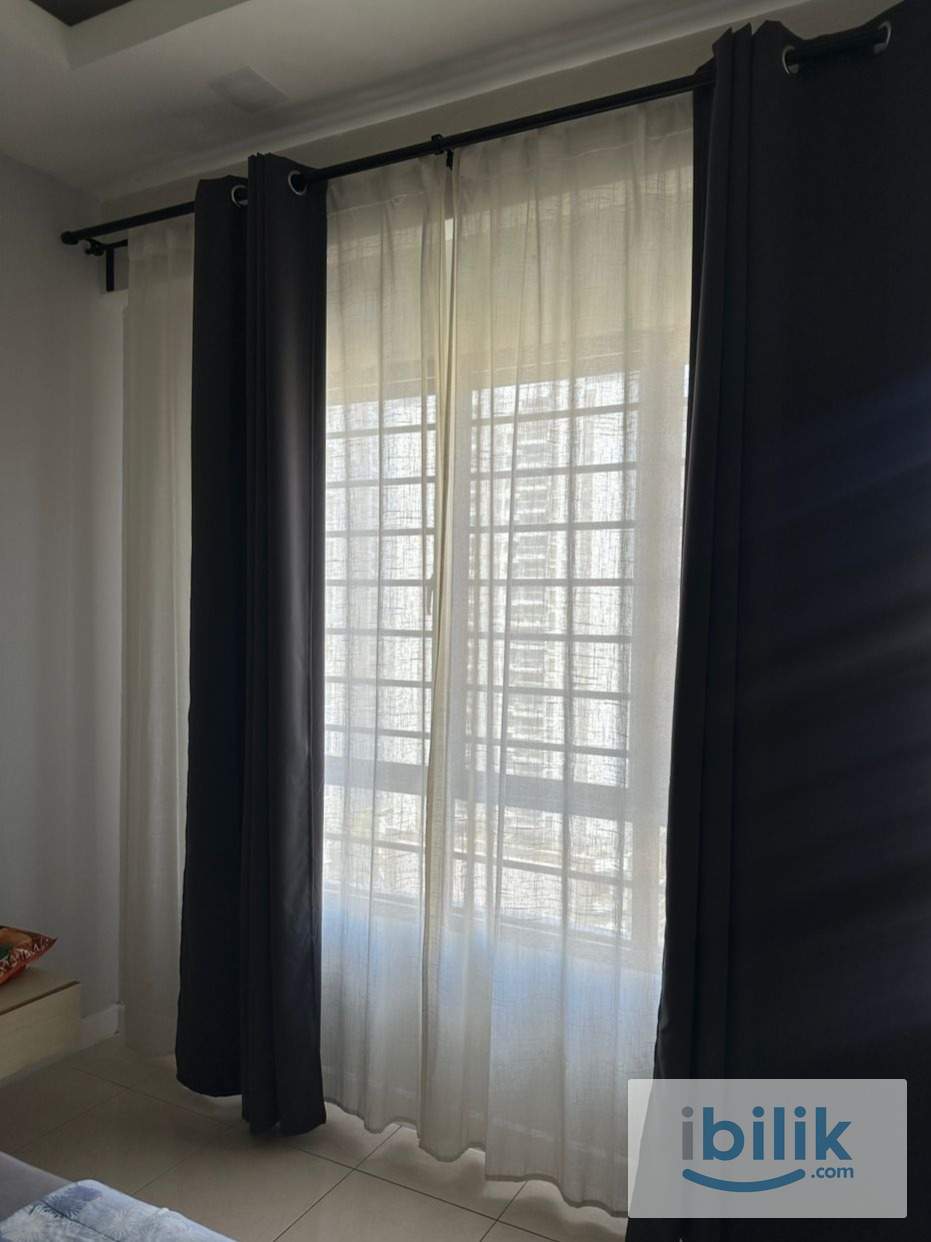 FULL FURNISHED FEMALE MASTER ROOM WITH PRIVATE TOILET | CASA KIARA 1, MONT KIARA - Image 7