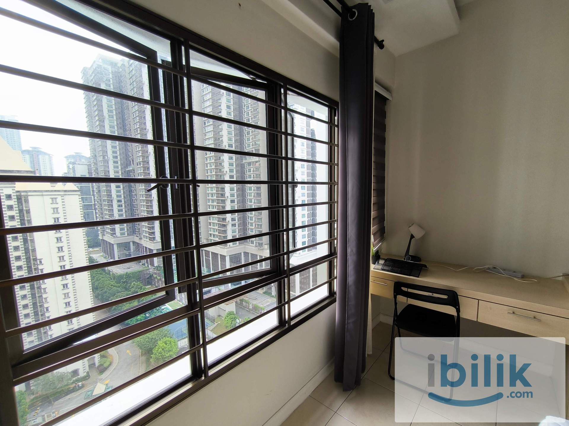FULL FURNISHED FEMALE MASTER ROOM WITH PRIVATE TOILET CASA KIARA 1, MONT KIARA FEMALE ONLY - Image 1