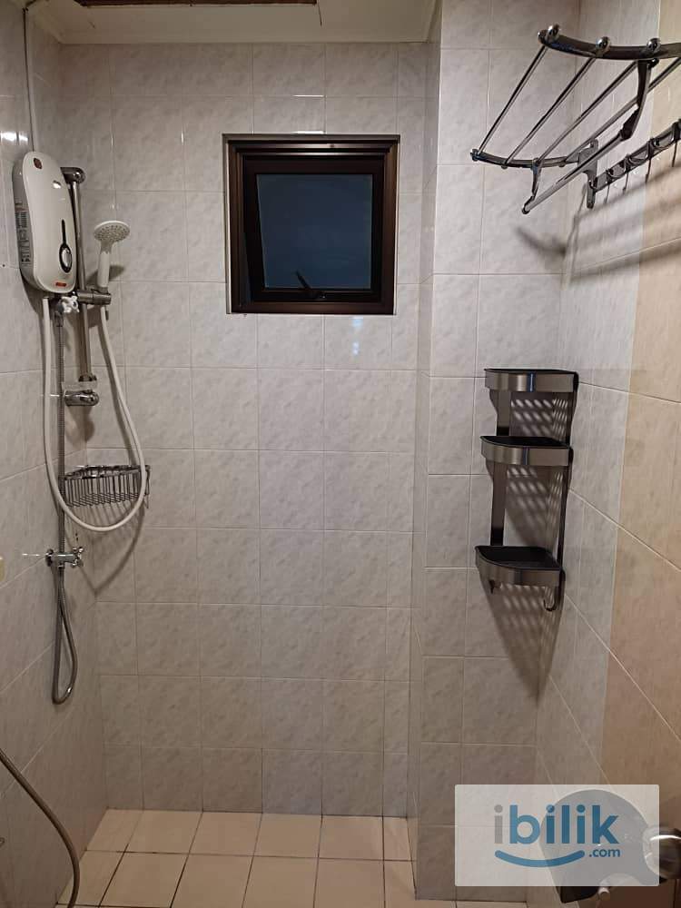 FULL FURNISHED FEMALE SINGLE ROOM WITH SHARED TOILET | CASA KIARA 1, MONT KIARA - Image 2