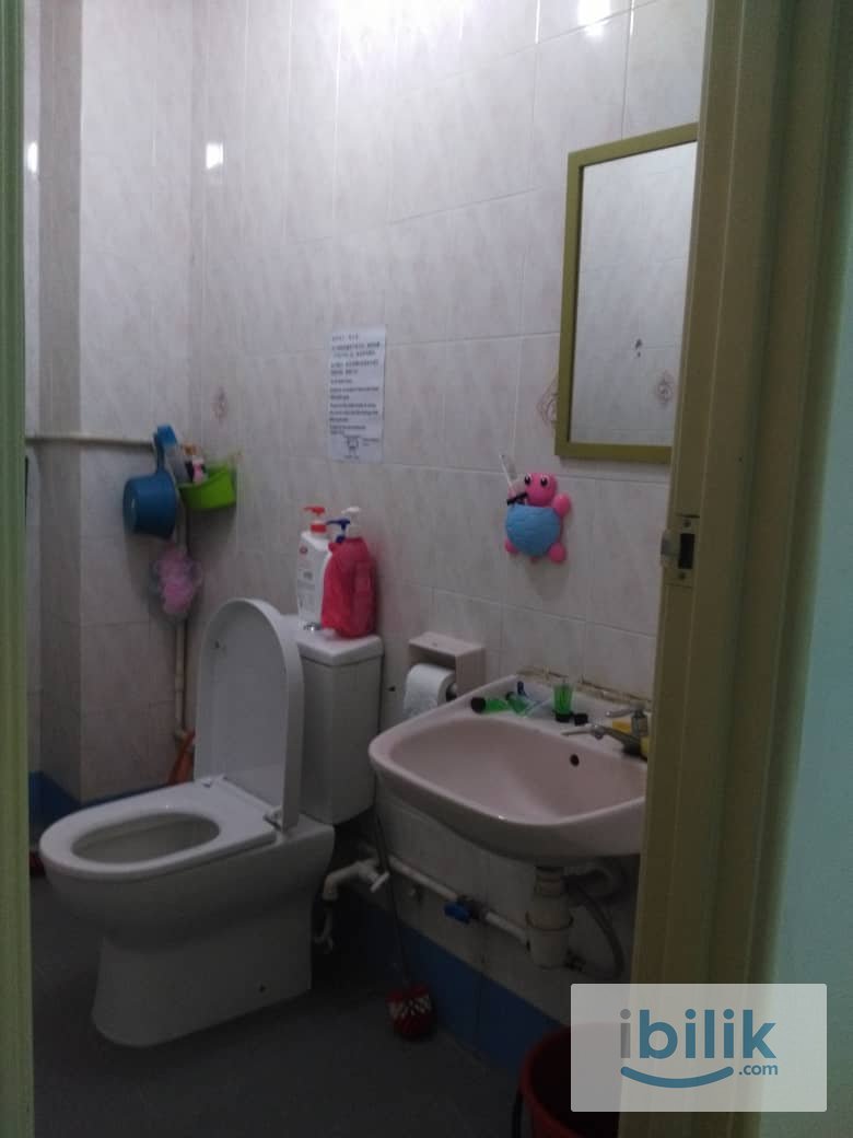 SMALL ROOM - Image 7