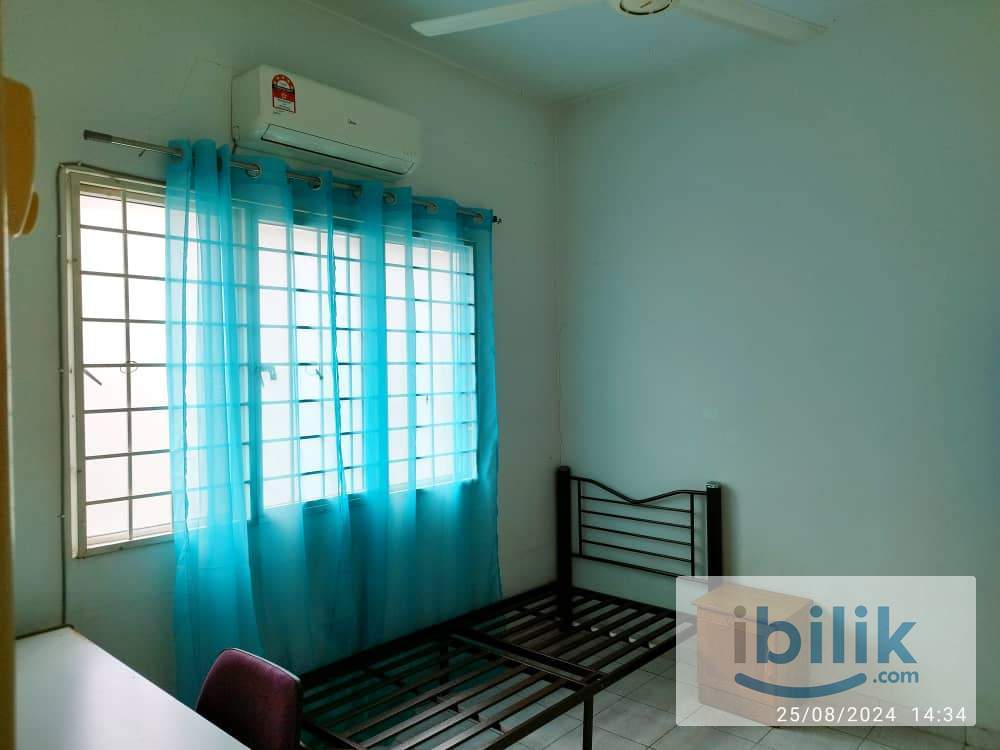 MEDIUM BEDROOM - Image 3