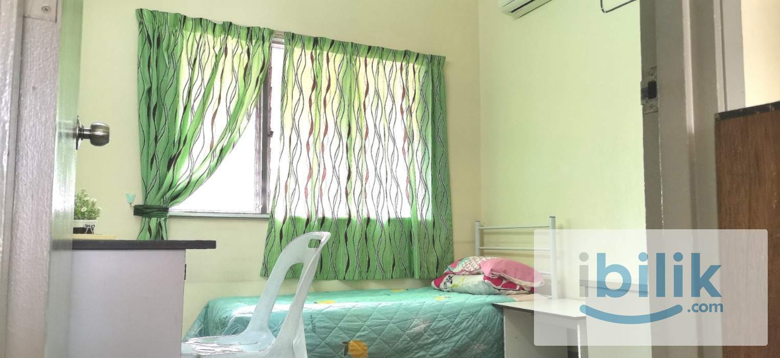 MEDIUM BEDROOM - Image 3