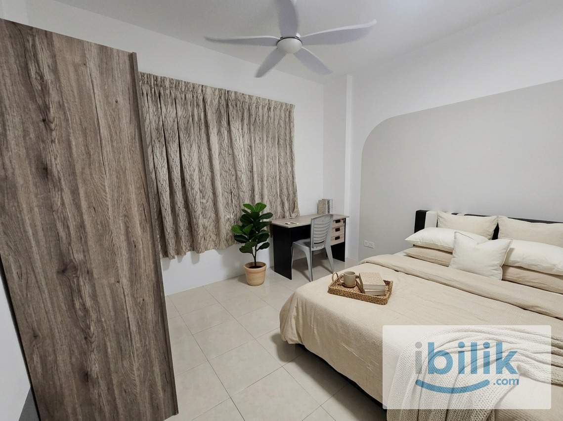 💗💗RARE FEMALE MASTER ROOM at Bayan Baru💗💗🔥 - Image 1