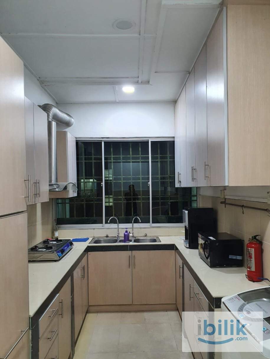Master room with private bathroom @ MRT/ UTAR/ Sg Long/ Kajang - Image 3
