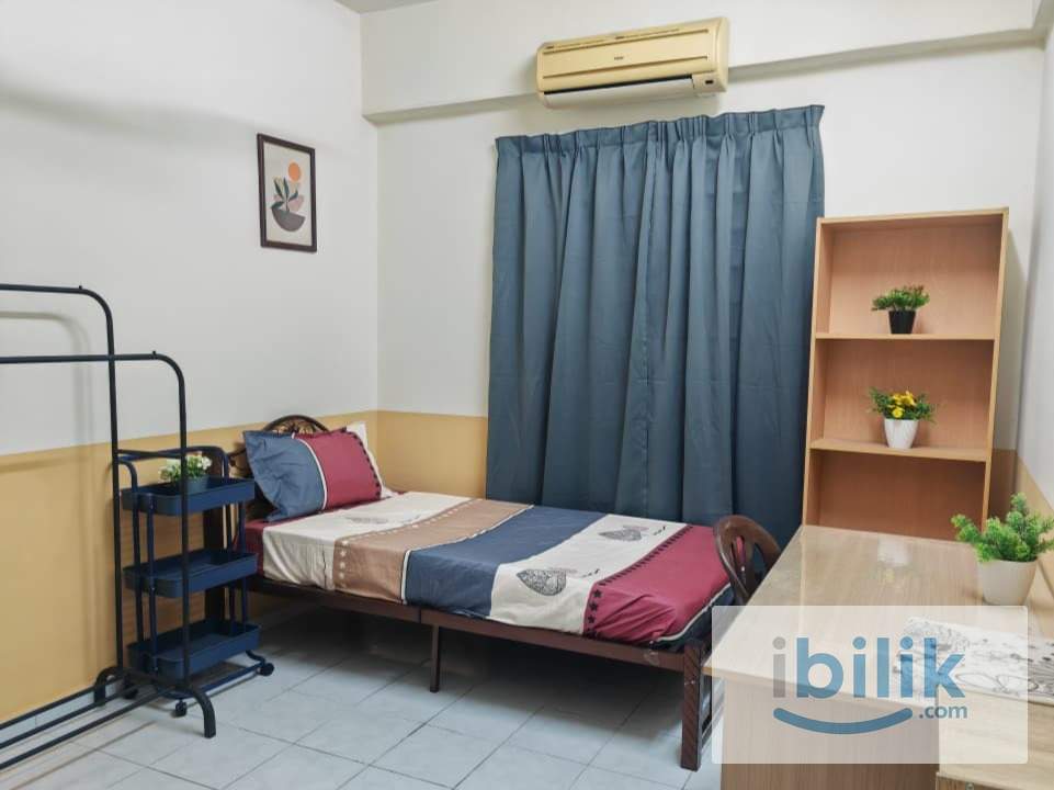 Single aircon room @ UTAR/ MRT Bdr Sg Long - Image 1