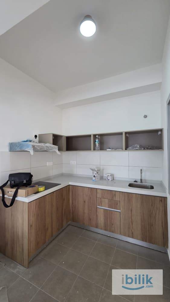 Master room for rent at Helix2, PJS - Image 5