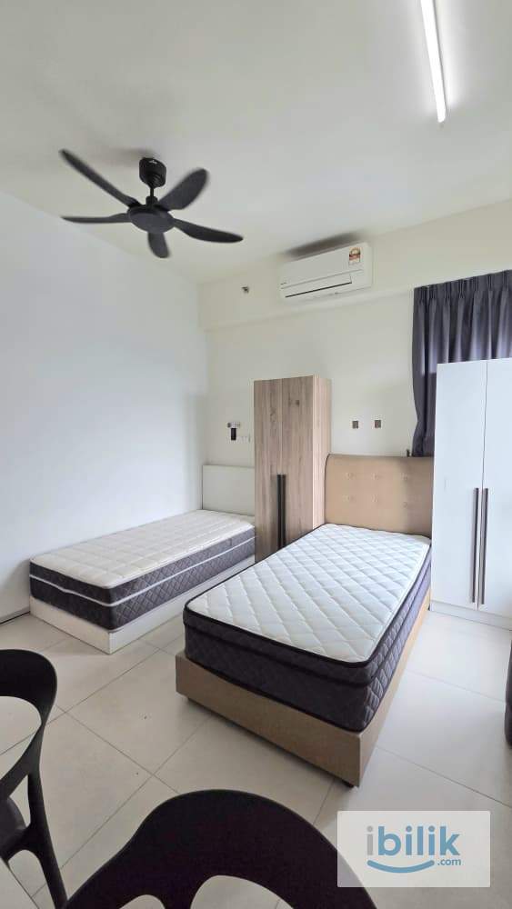 Edusphere Suites, Middle room for rent, Cyberjaya - Image 2