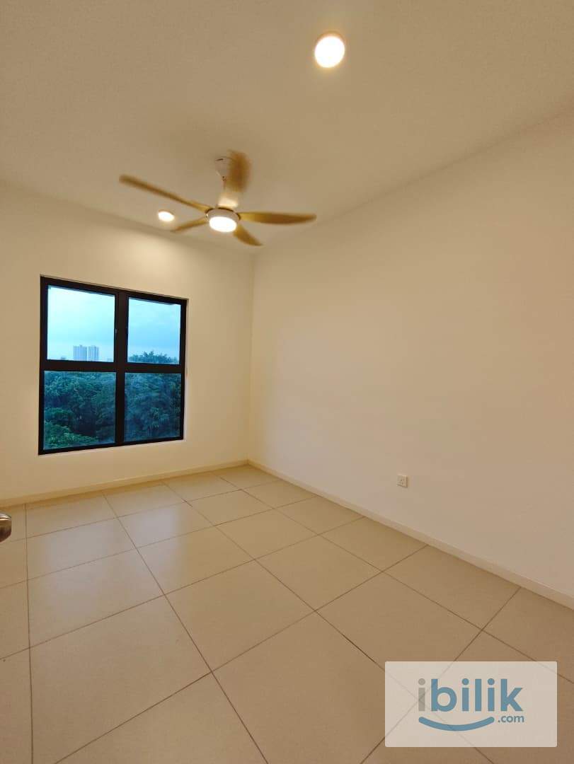 3r2b whole unit for rent at Vierra Residence, Kinrara - Image 5