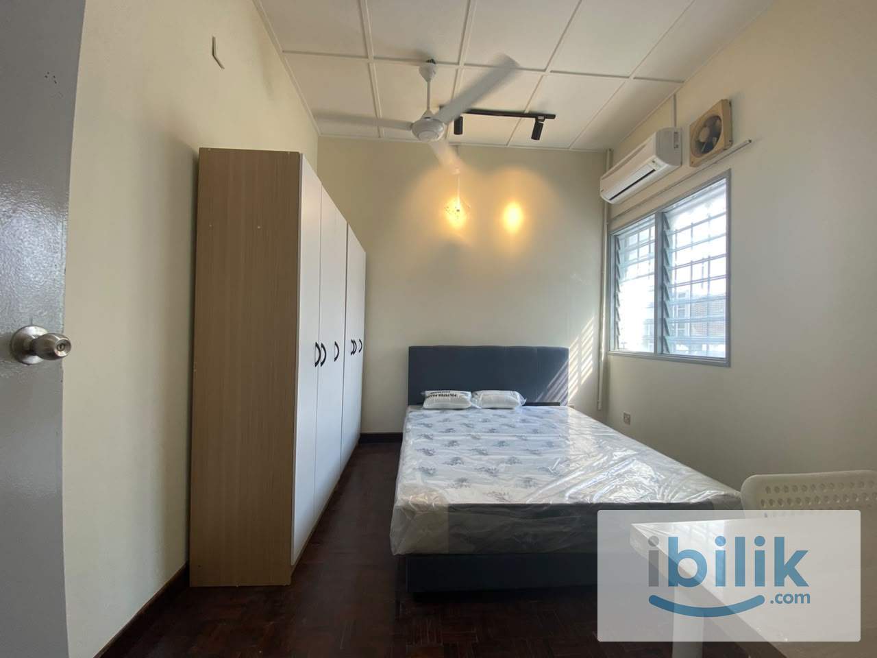 USJ 4 Subang Jaya Medium Room To Rent - Image 1