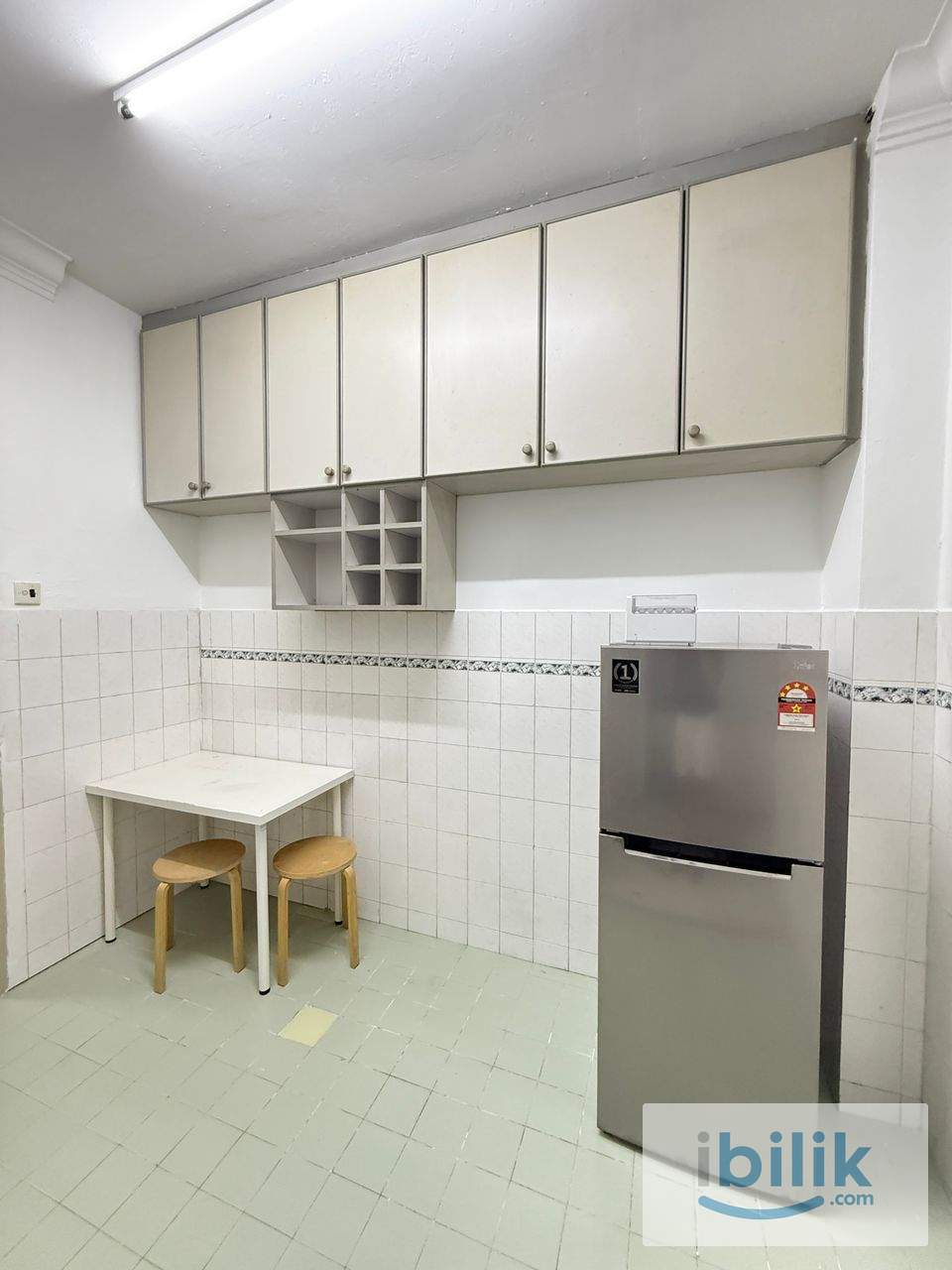 [MUSLIM UNIT] OWN BATHROOM, Fully Furnished with AC, WiFi, Cleaning Service Master Room for RENT. - Image 4