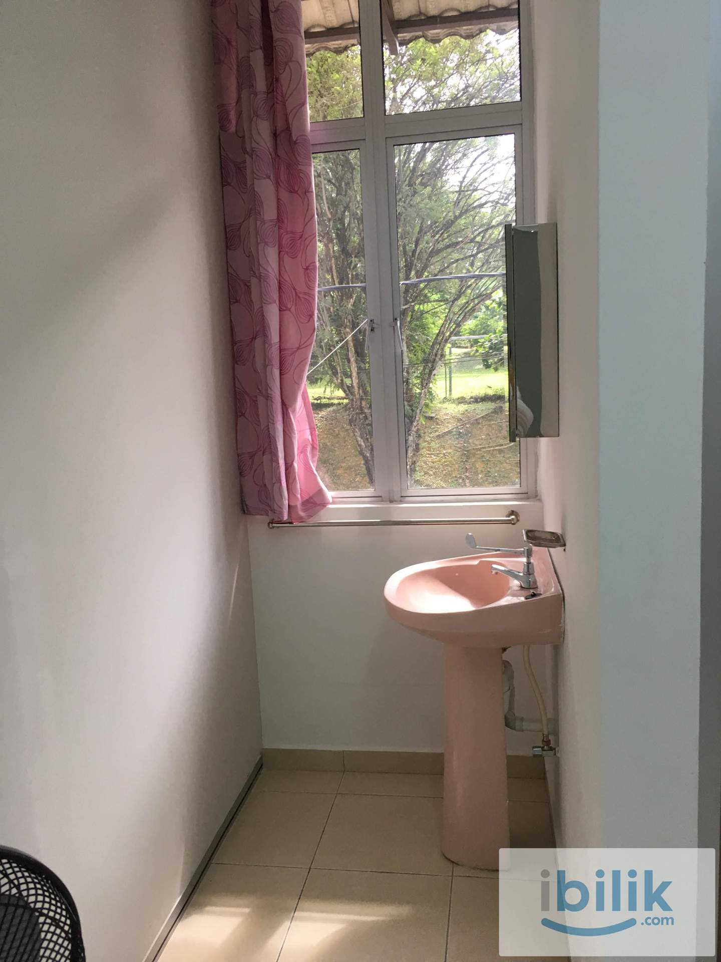 You May Like Staying in this Cozy Clean Master Room in Taman Seputeh, near MidValley, KL Sentral, Bangsar South - Image 3