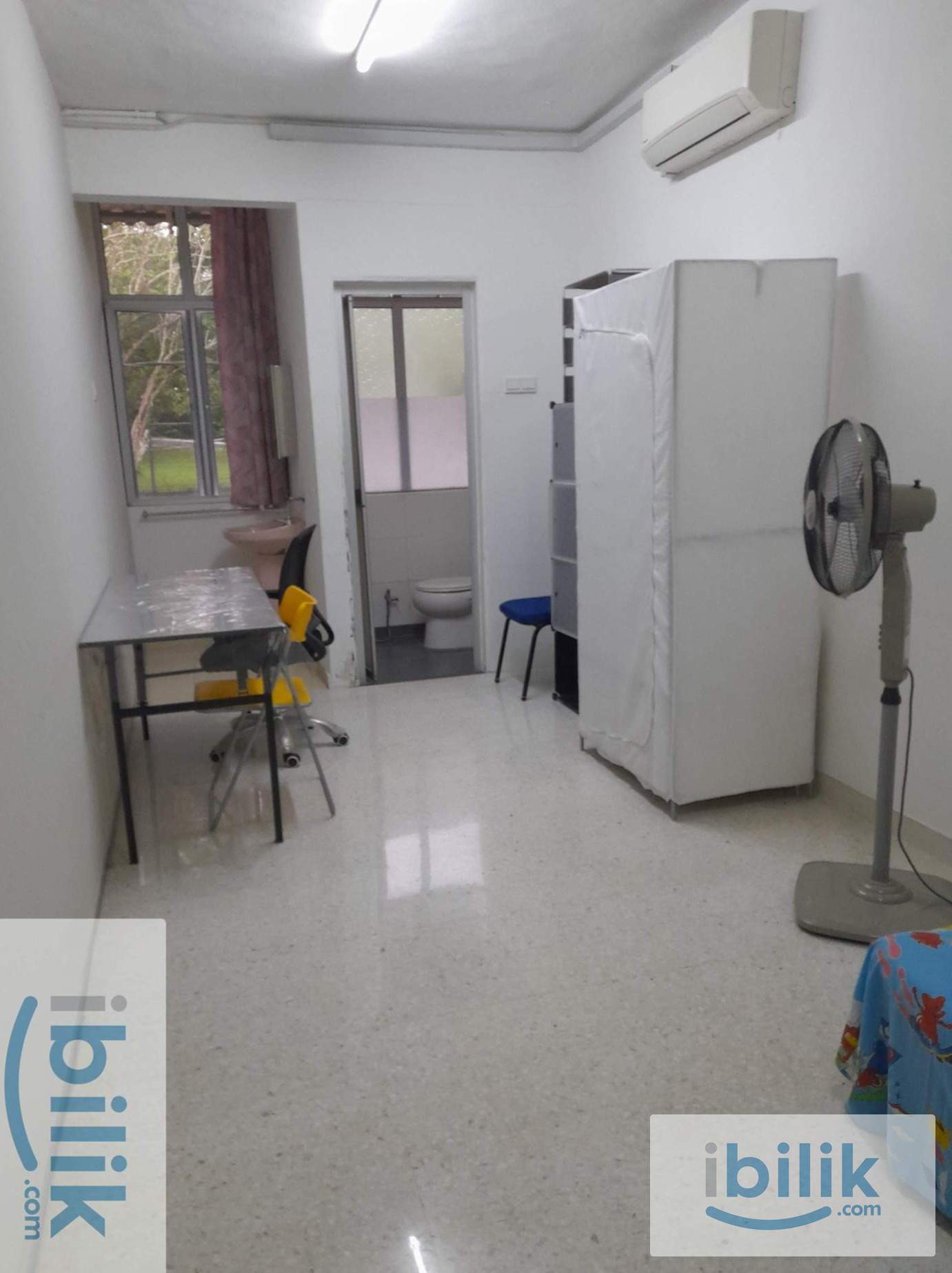 Discover this Cozy Master Room in Taman Seputeh, near MidValley, KL Sentral, Bangsar South - Image 2