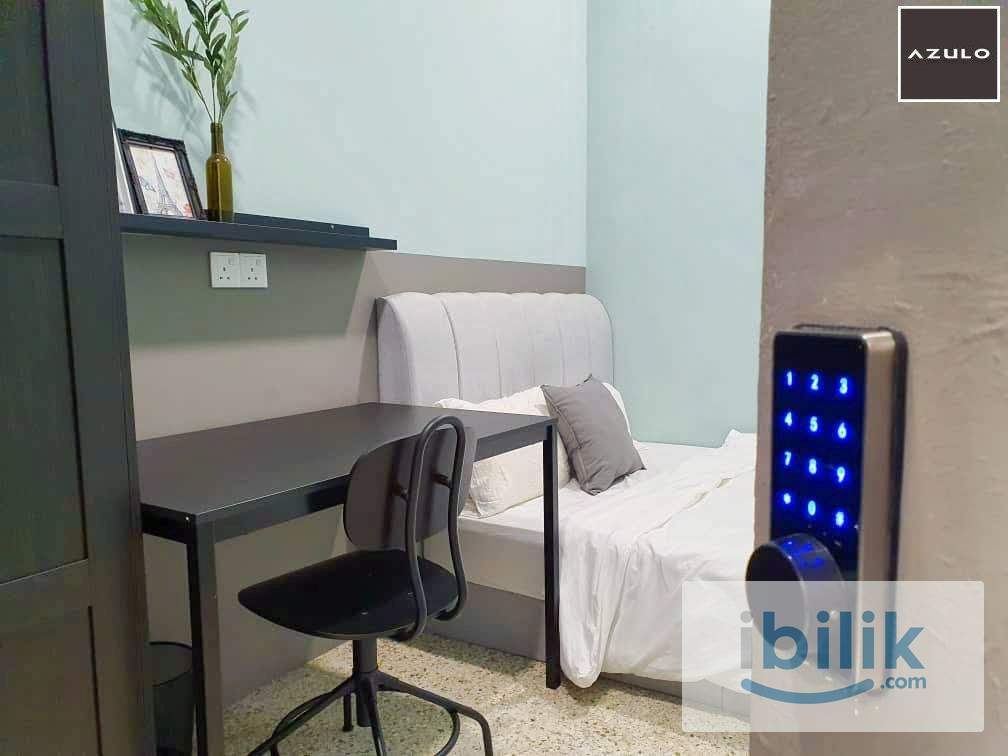 Middle Room @ Landed House, Jelutong - Image 3