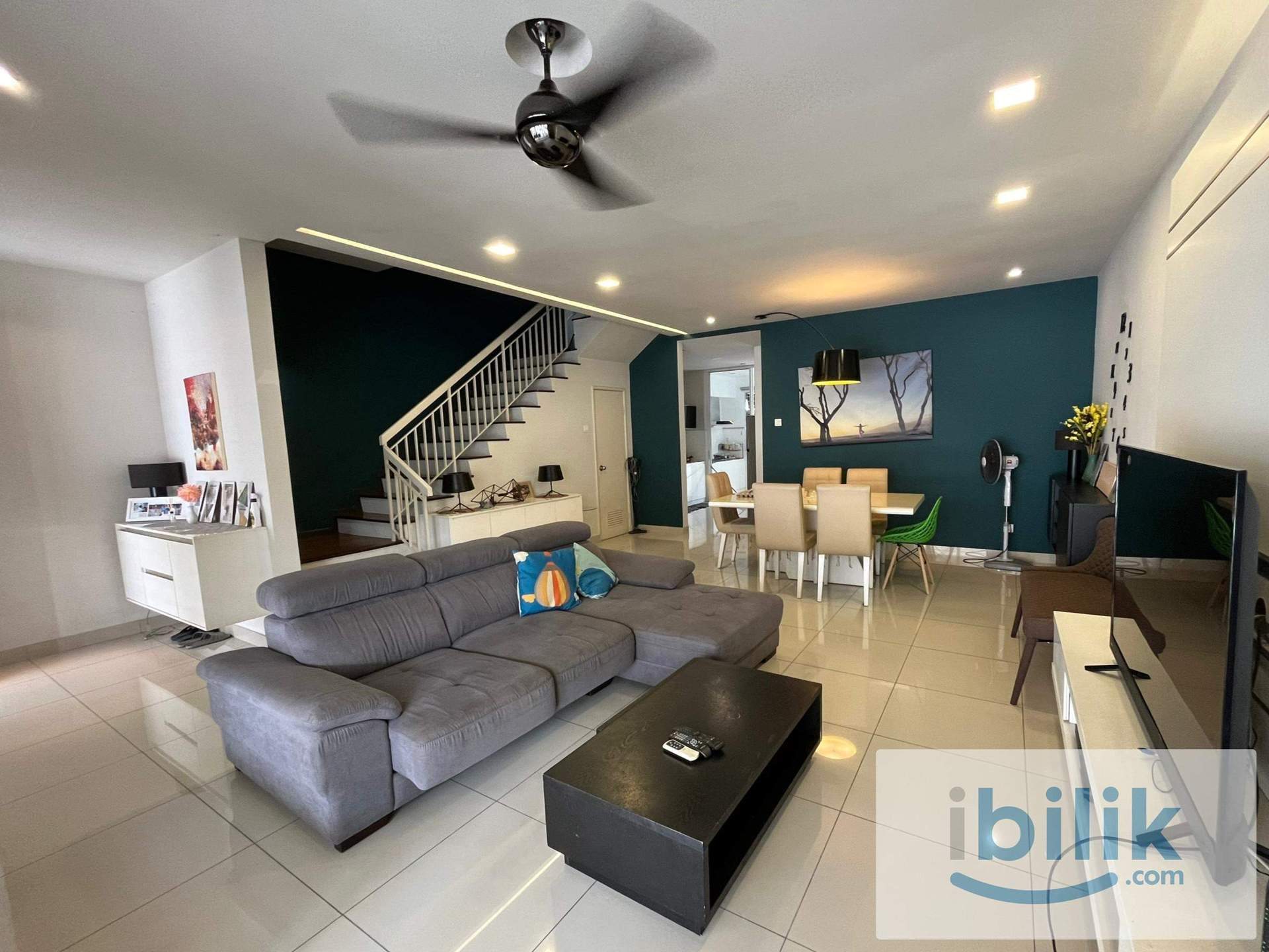 Kemuning Master Room with carpark at Guarded Gated Community - Image 1