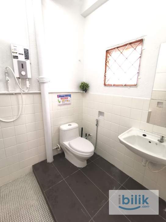 [UM Students Room] Medium Room for rent at Seksyen 17, PJ - Universiti Malaya - Image 5