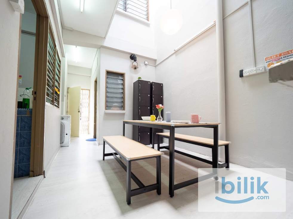 [UM Students Room] Medium Room for rent at Seksyen 17, PJ - Universiti Malaya - Image 4