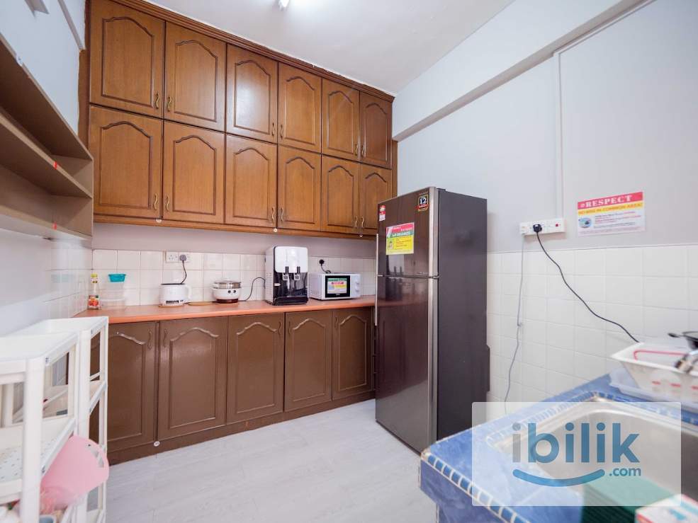 [UM Students Room] Medium Room for rent at Seksyen 17, PJ - Universiti Malaya - Image 3