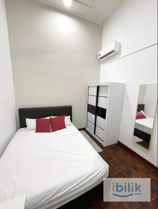 [Mixed Gender unit] Medium room for rent at Taman Mayang @ SS25 Petaling Jaya - Image 2