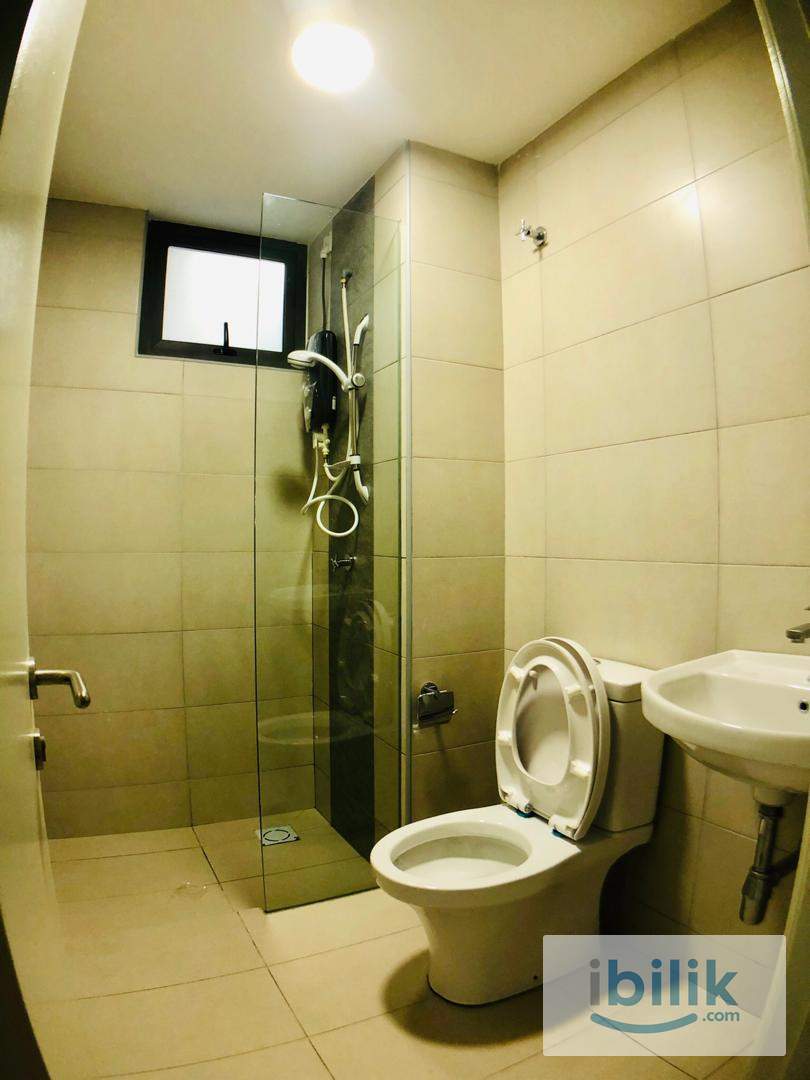 Female unit single bedroom with kl view  - Image 3