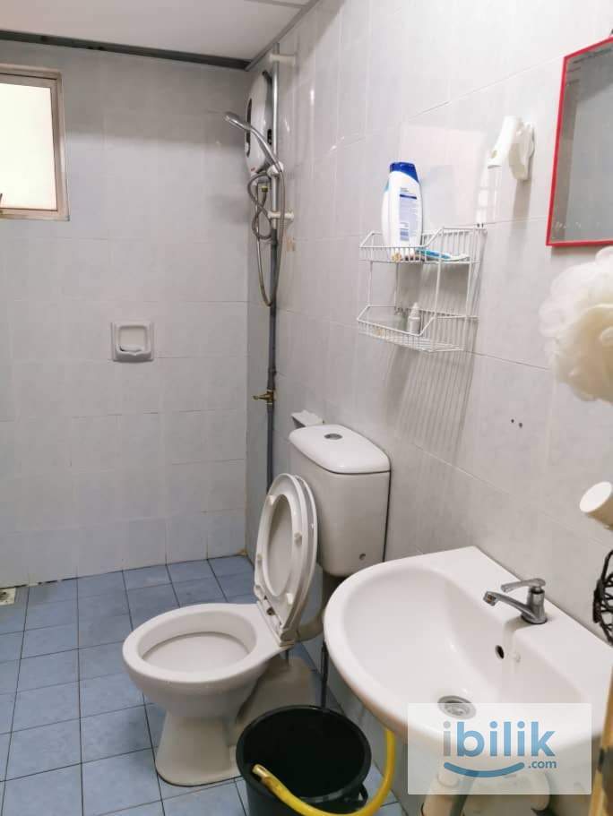middle room at Wangsa Metroview , Wangsa Maju - Image 5