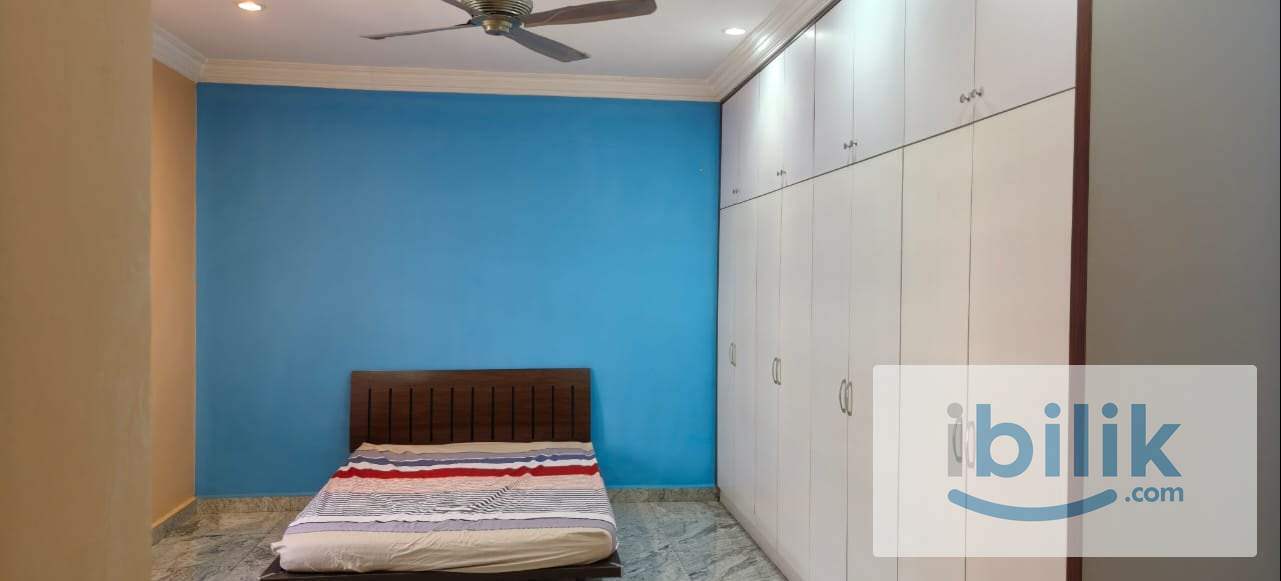 Bangalow Master room at 28 residency, Sunway Damansara - Image 3