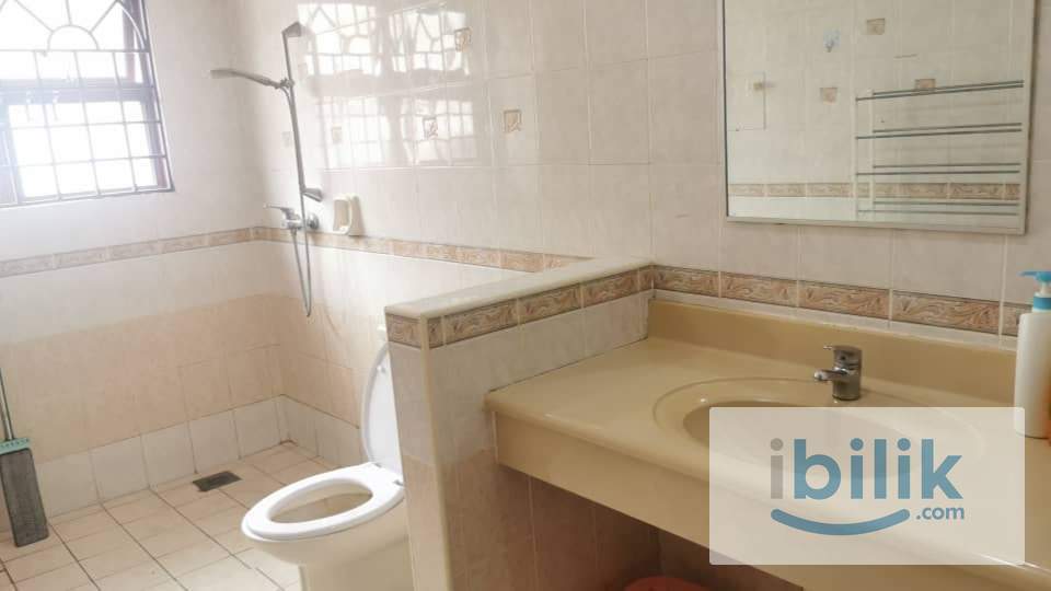 Bangalow Middle room at 28 Residency, Sunway Damansara - Image 6