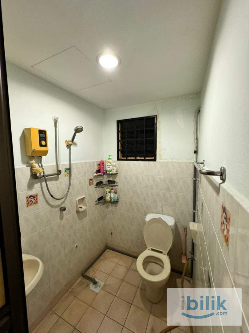 Cozy Middle Room for Rent – Sri Permaisuri Bayu Tasik 1 - Image 5