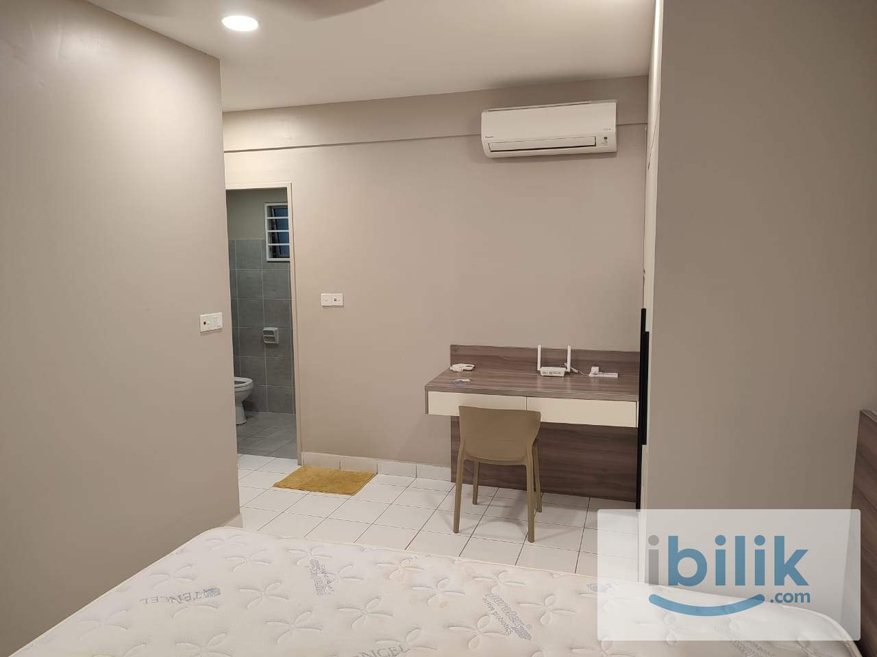 Master Room for rent Lily Apartment Kuchai - Image 3