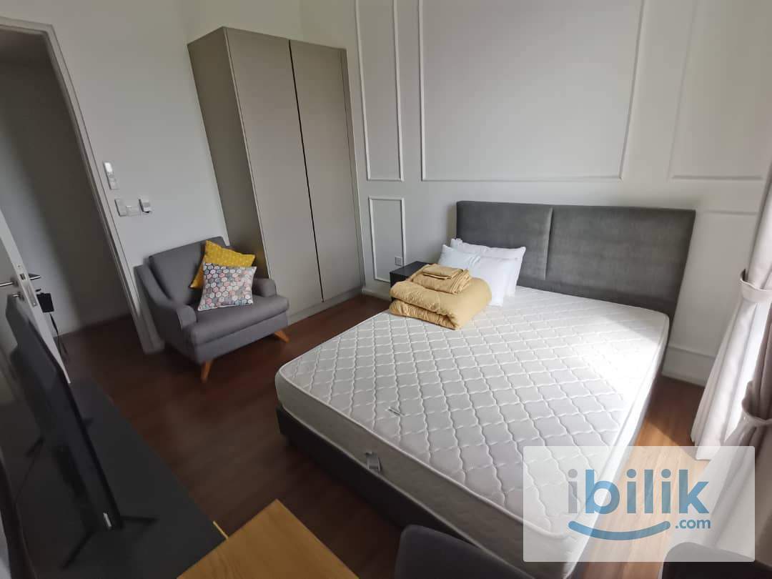 Middle Room Furnishes - Image 2