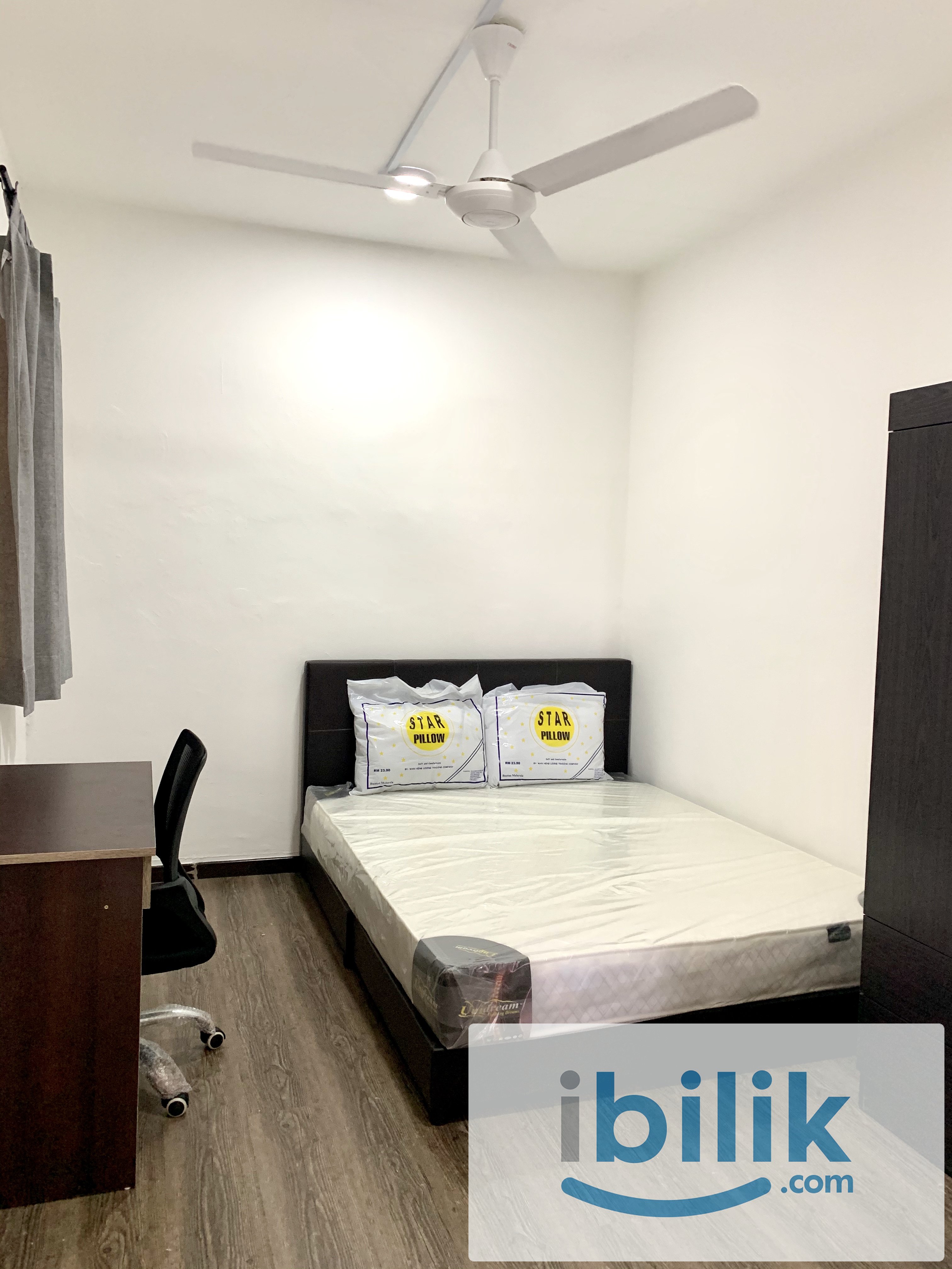 Middle room for rent at Puncak Damansara Condo - Image 2