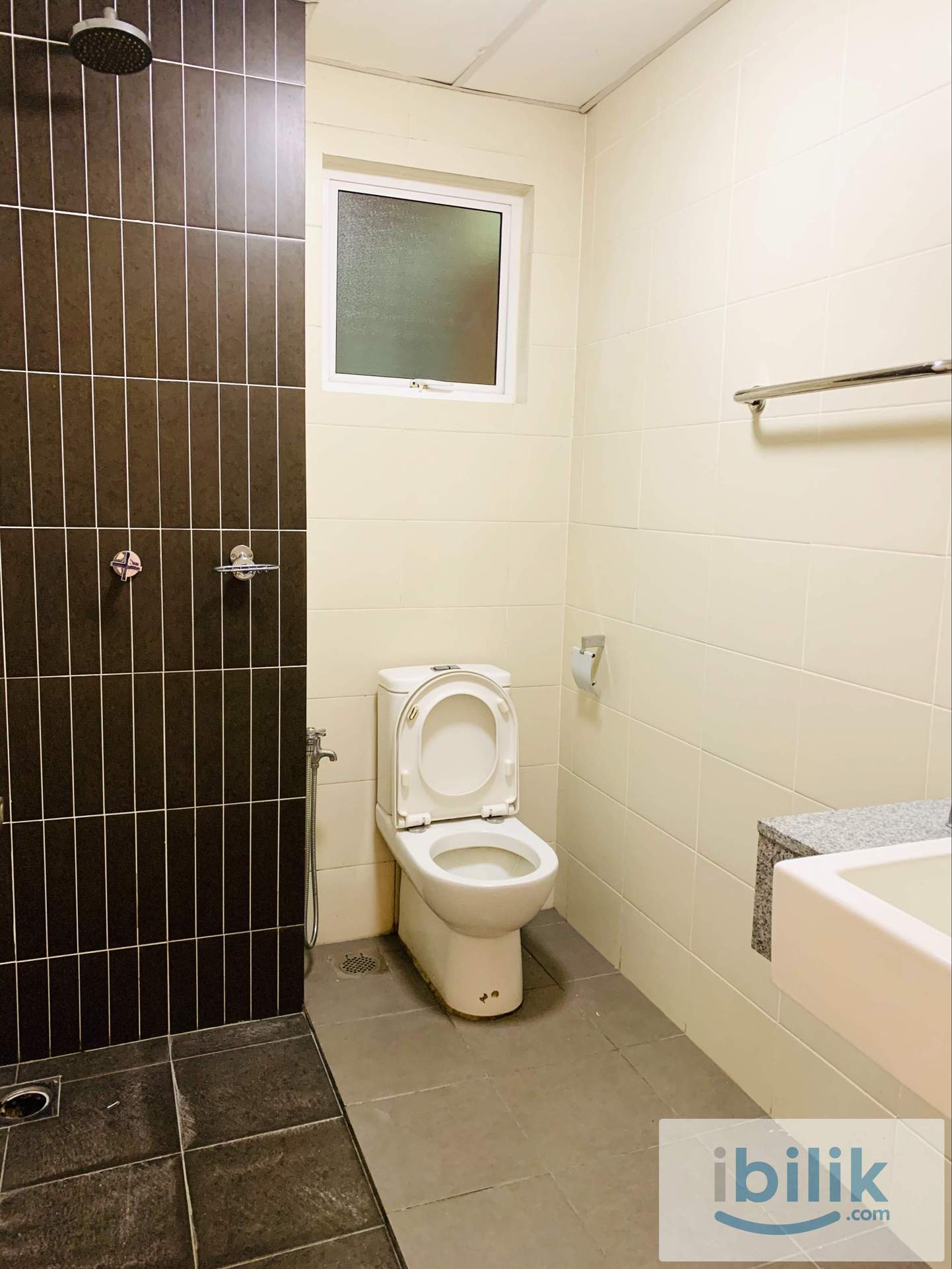 Middle room for rent at Metropolitan Square Petaling Jaya PJ  - Image 3
