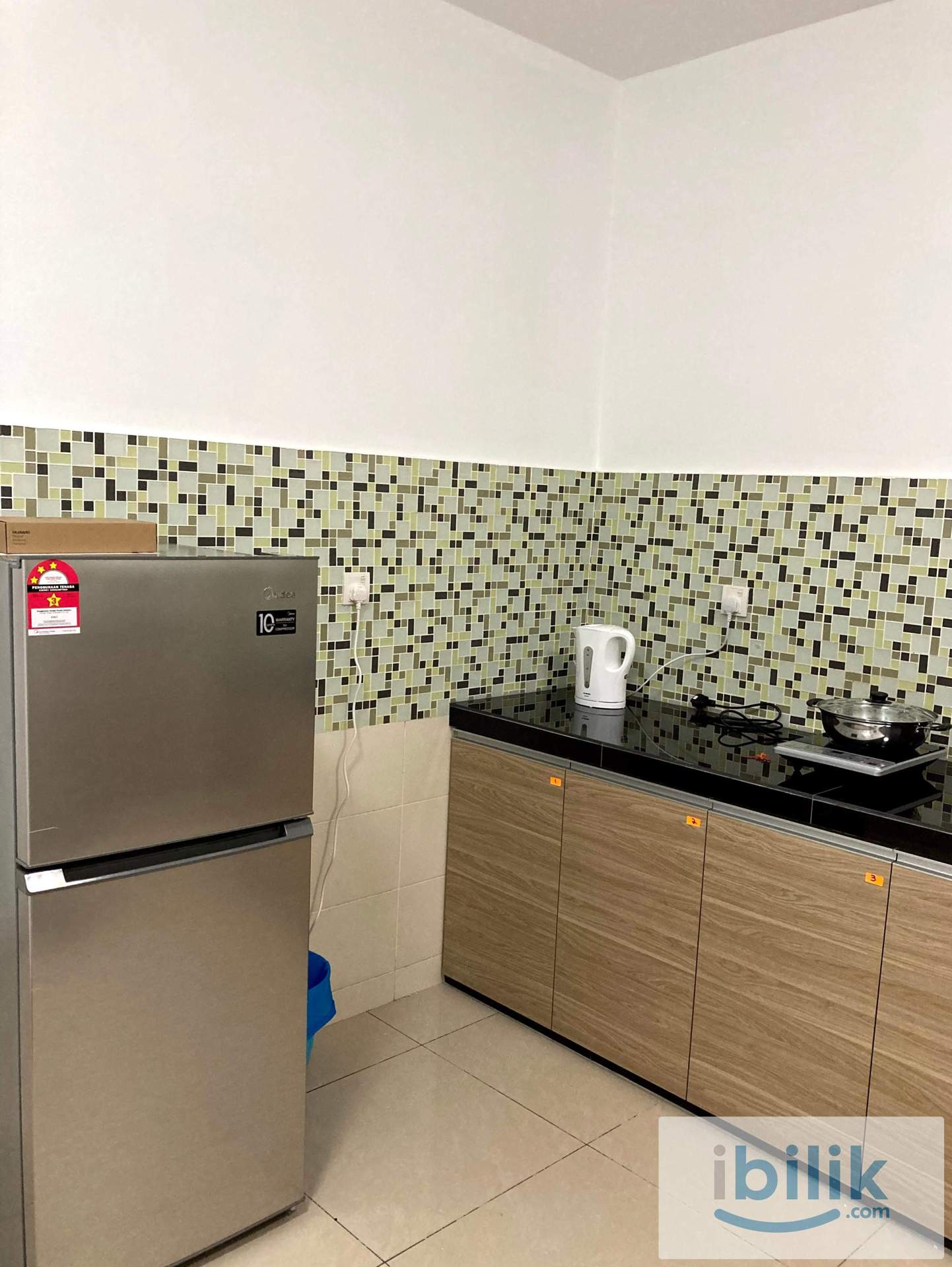 Middle room for rent at Metropolitan Square Damansara Perdana Petaling Jaya PJ - Image 3