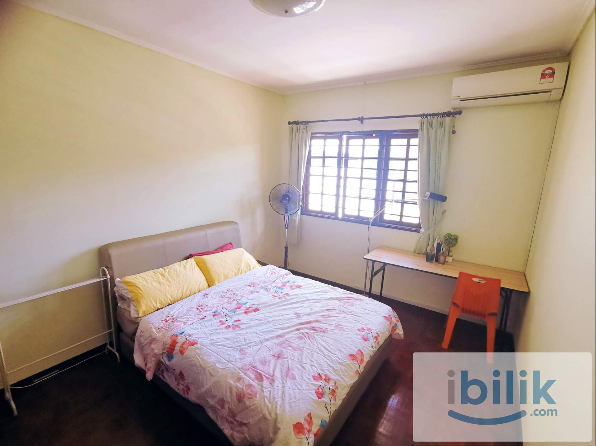 Cosy and spacious Middle Room for Rent at Stutong, Kuching, Sarawak - Image 7
