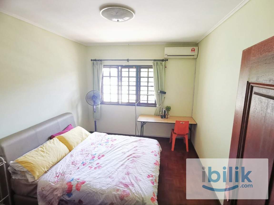 Spacious Queen Bedroom For Rent in Stutong, Kuching - Image 5
