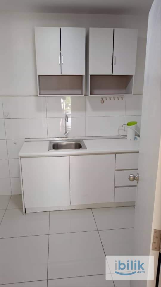 Riana South Medium Room for rent - Image 4