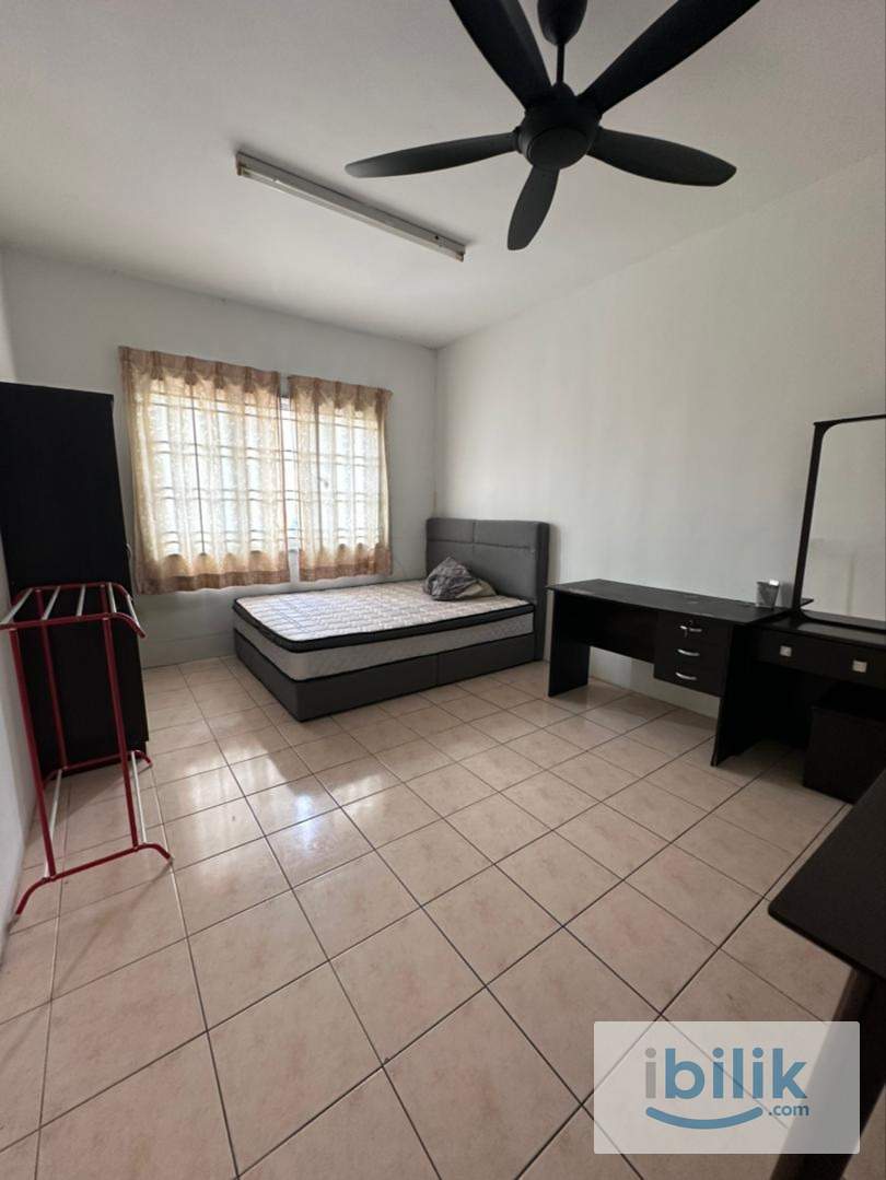 angkasa condo master room for rent - Image 1