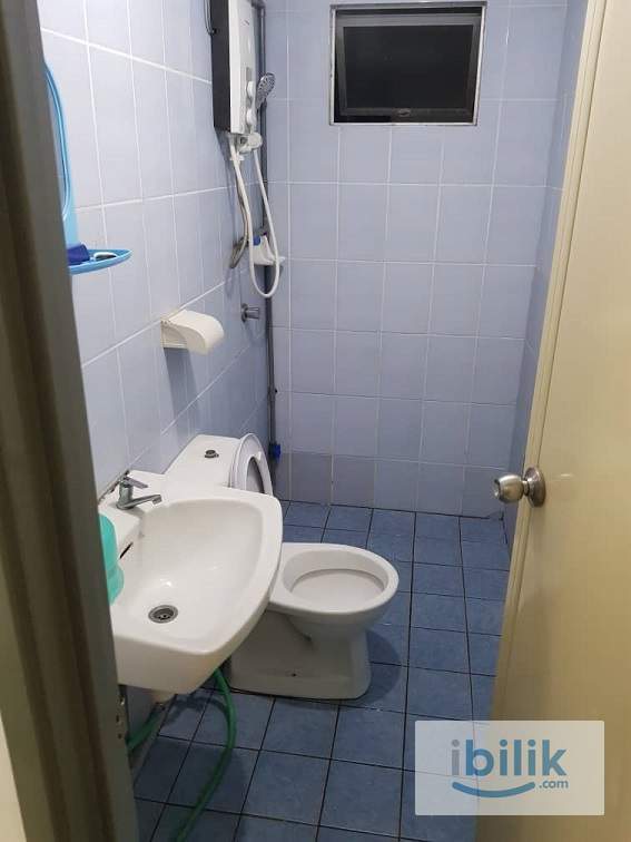 angkasa condo medium room for rent - Image 4
